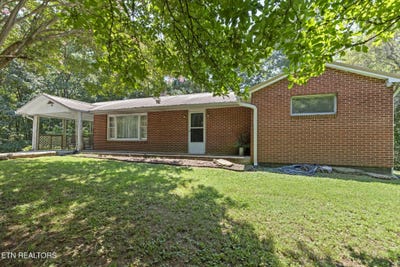 /international/us/150-robbins-rd-harriman-tn-110101163127/