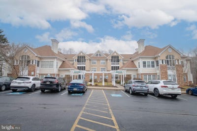 /international/us/302-e-canterbury-road-bel-air-md-110106206880/