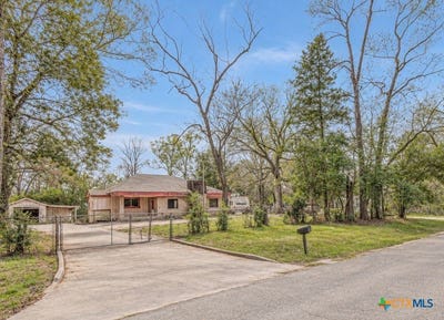 /international/us/24786-pecan-road-woodbranch-tx-110110272507/