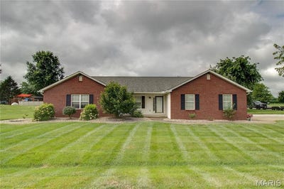/international/us/27557-kristie-lane-jerseyville-il-110100924744/
