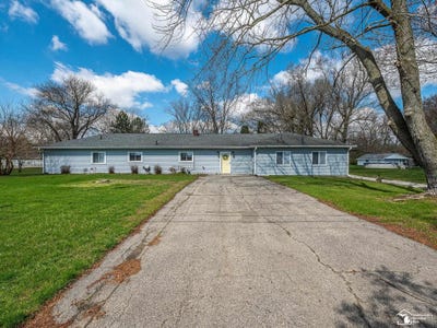 /international/us/2525-reinhardt-road-monroe-mi-110105216848/