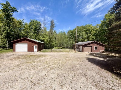 /international/us/17338-camp-a-rd-curtis-mi-110108542689/