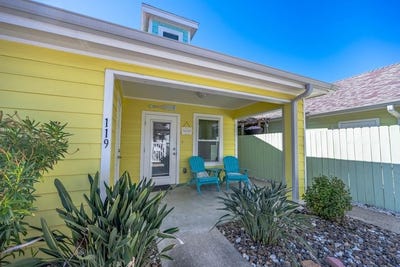 /international/us/2212-state-highway-361-unit-119-port-aransas-tx-110108361628/