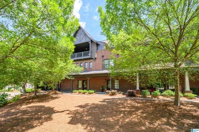 /international/us/2058-ross-park-way-hoover-al-110103668183/