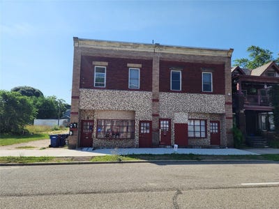 /international/us/421-423-w-8th-street-erie-pa-110100863771/