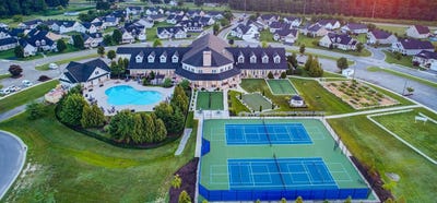 /international/us/55-carney-court-dover-de-110100379739/