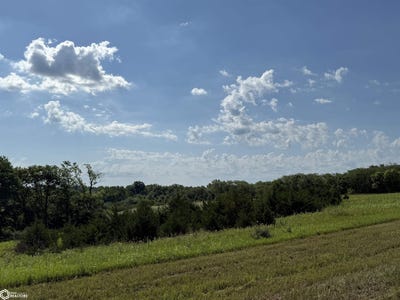 /international/us/376-lake-drive-melrose-ia-110100581580/