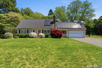 /international/us/48-case-road-burlington-ct-110108387359/