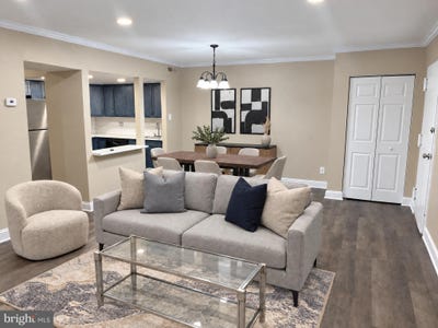 /international/us/10115-prince-place-upper-marlboro-md-110120408875/