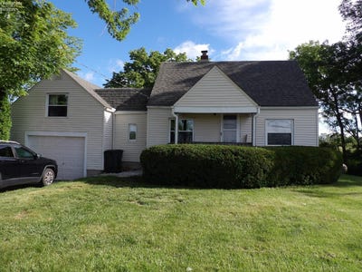/international/us/4301-walbridge-road-northwood-oh-110108907084/