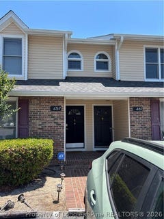 /international/us/457-lands-end-road-fayetteville-nc-110108177766/