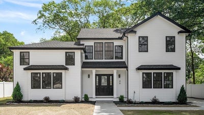 /international/us/24-lake-st-wrentham-ma-110100758260/