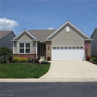 /international/us/4155-millstone-lane-mogadore-oh-110108603582/
