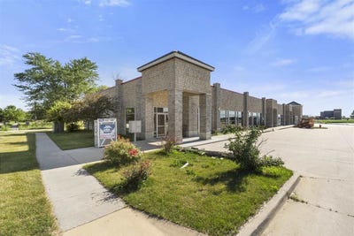 /international/us/595-country-ln-northliberty-ia-110106716724/