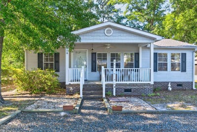 /international/us/214-dogwood-drive-sunset-beach-nc-110108586687/