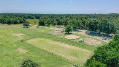 /international/us/301-earnest-johnson-road-wagener-sc-110101140411/