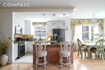 /international/us/135-oceana-drive-east-brooklyn-ny-110096155646/