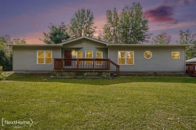 /international/us/1248-east-highwood-road-hay-township-mi-110120019156/