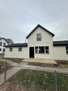 /international/us/621-se-9th-street-des-moines-ia-110106673732/