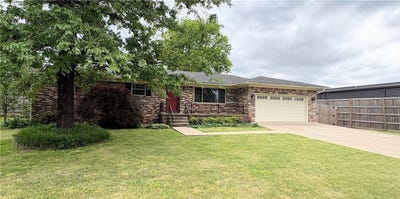 /international/us/3700-dallas-street-fort-smith-ar-110107601197/