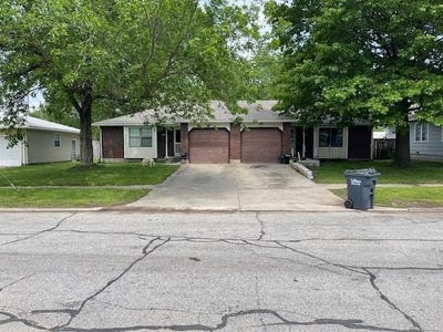 /international/us/1005-e-7th-street-pittsburg-ks-110107629545/