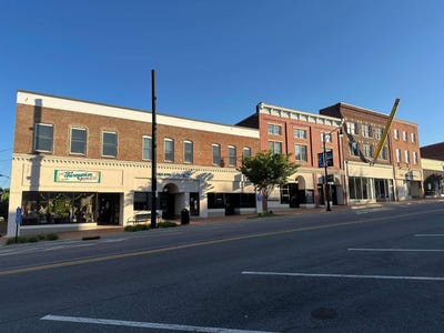 /international/us/150-w-main-street-wytheville-va-110101313809/?lang=zh-tw