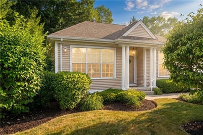 /international/us/170-providence-pike-north-smithfield-ri-110109033949/