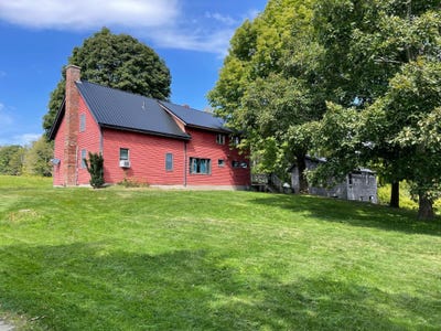 /international/us/210-weymouth-road-morrill-me-110094801166/