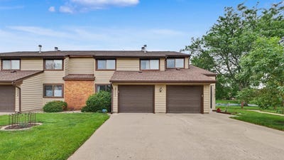 /international/us/2101-harbortown-circle-champaign-il-110108988017/