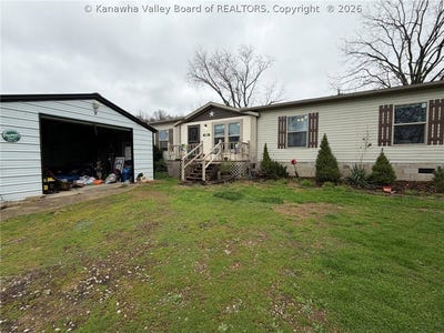 /international/us/6398-ohio-river-road-lesage-wv-110108299401/