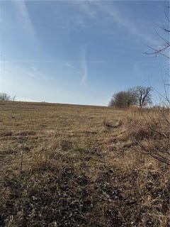 /international/us/plum-creek-road-osawatomie-ks-110104609152/