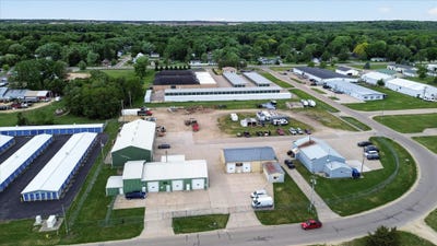/international/us/2540-dewey-avenue-beloit-wi-110108293229/