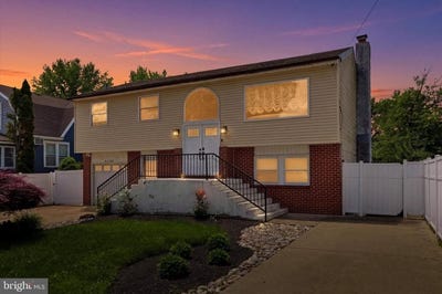 /international/us/1316-brown-avenue-bensalem-pa-110108362001/