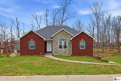 /international/us/104-pennyrile-drive-coxs-creek-ky-110106372223/
