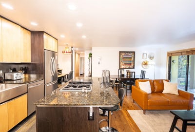 /international/us/2248-49-bonne-vie-condo-dr-sun-valley-id-110120464201/