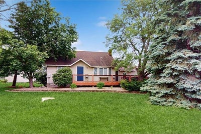 /international/us/13993-crosstown-boulevard-nw-andover-mn-110100212696/