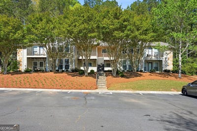 /international/us/4013-lake-pointe-circle-roswell-ga-110107244701/