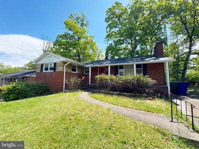 /international/us/9017-saint-andrews-place-college-park-md-110107544819/