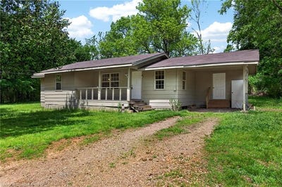 /international/us/908-e-1st-st-hartford-ar-110107440455/
