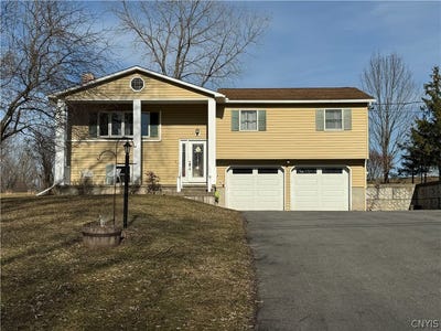/international/us/185-st-marys-avenue-clinton-ny-110106448611/