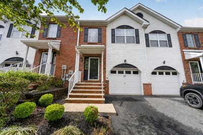 /international/us/33-heron-court-manalapan-nj-110107852018/