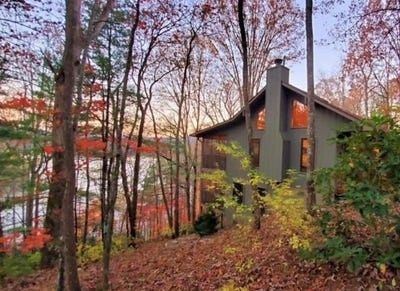 /international/us/537-black-bear-trail-robbinsville-nc-110098062658/?lang=zh-tw