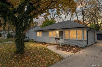 /international/us/15751-w-14-mile-road-beverly-hills-vlg-mi-110110128504/