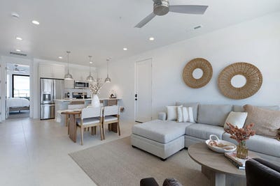 /international/us/425-w-momori-cir-kanab-ut-110104330200/