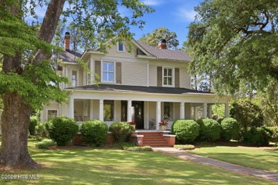 /international/us/1126-n-market-street-washington-nc-110108359047/
