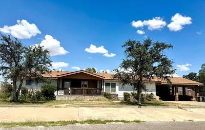 /international/us/1405-s-houston-ave-mccamey-tx-110101036948/