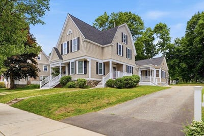 /international/us/10-wolcott-ave-andover-ma-110108911277/