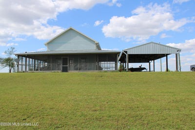 /international/us/180-bungalow-lane-tchula-ms-110107733540/