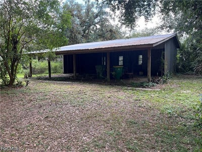 /international/us/351-e-hickpochee-ave-sr-80-s-oak-street-labelle-fl-110108849097/