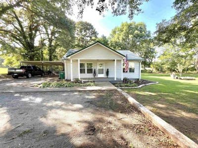 /international/us/803-battleground-road-chesnee-sc-110101029011/